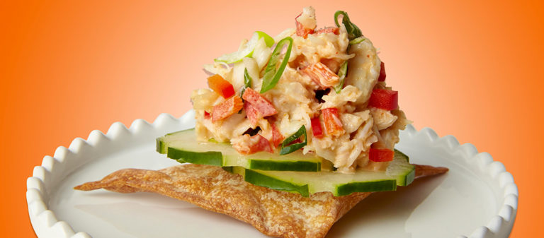 Texas Pete® Baked Wonton Crackers with Asian CHA! Crab Salad