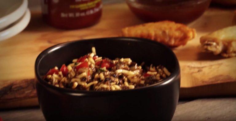 CHA! BY TEXAS PETE® MONTEREY JACK SALSA